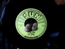 ELVIS PRESLEY MYSTERY TRAIN & I FORGOT TO REMEMBER MRS/SUN 223 REPRO 45 RPM NEW
