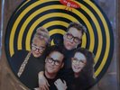 THE B-52s - Love Shack  7