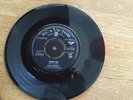 Elvis Presley Hound dog /Blue suede shoes RCA Victor 1095 excellent condition 