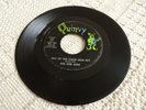THE WEE JUNS OUT OF THE CLEAR BLUE SKY/I SPY QUINVY 167 MUSCLE SHOALS GARAGE