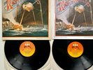 JEFF WAYNE’S - WAR OF THE WORLDS - VG+/ Ex 2x VINYL LP-INCLUDES BOOKLET CBS 1978