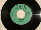 FIVE DISCS - I REMEMBER B/W THE WORLD IS A BEAUTIFUL PLACE - EMGE 1004-DOO WOP