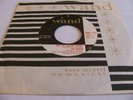 THE GROOVE - LOVE (IT'S GETTING BETTER) / THE LIGHT OF LOVE - WAND