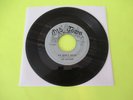 THE SOLITAIRES - PLEASE REMEMBER MY HEART / BIG MARY'S HOUSE 45 7