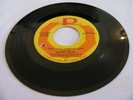 BUNNY SIGLER - GIRL DON'T MAKE ME WAIT / ALWAYS IN THE WRONG PLACE - PARKWAY