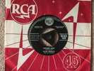 ELVIS PRESLEY-Originl UK RCA 7