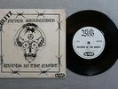 BLITZ never surrender NO FUTURE 7-inch Oi 6