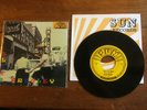 ELVIS PRESLEY SUN RECORD WITH SUN SLEEVE THATS ALL RIGHT #209 Rare   See pics