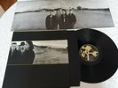 U2 - THE JOSHUA TREE 1987 UK ORIGINAL LP WITH PRINTED INSERT & BLACK INNER *VG*