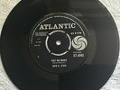 BEN E KING - 'CRY NO MORE' ORIGINAL ISSUE BLACK ATLANTIC AT4043 1965 GREAT 45