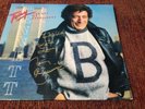 Tony Bennett autographed LP the art of Excellence VG Plus signed in Gold Sharpie