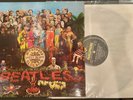 Original The Beatles Help 1967 UK 1st Pressing  Parlophone Sgt. Pepper's