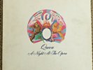 QUEEN - A NIGHT AT THE OPERA LP ELEKTRA 7E1053  (1975)