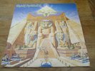IRON MAIDEN : POWERSLAVE ORIGINAL SIGNED LP   (4 SIGNATURES)