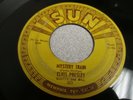 ELVIS PRESLEY 45  MYSTERY TRAIN / I FORGOT TO REMEMBER ORIGINAL SUN 223