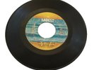 The Sisters Love - A Better Man Than You / Give Me Your Love 7