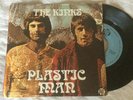 THE KINKS PLASTIC MAN / THE VILLAGE GREEN PRESERVATION SOCIETY ITALY 1969