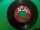 KOOL GENTS  THIS IS THE NIGHT / DO YA DO  [1956] VEE JAY 173 Doo Wop R&B VG
