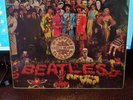 THE BEATLES-VINYL RECORD-SGT. PEPPERS LONELY HEARTS CLUB BAND