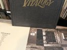 PEARL JAM lp VITALOGY original 1994 Vinyl Record Album W/booklet Alt Rock EPIC