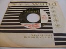 THE GROOVE - LOVE (IT'S GETTING BETTER) / THE LIGHT OF LOVE - WAND