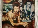 Diamond Dogs - David Bowie: Released UK 1981 (INTS 5068). Green Label (Intl.)