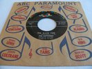 THE SAPPHIRES - THE SLOW FIZZ / OUR LOVE IS EVERYWHERE - ABC-PARAMOUNT