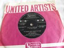 THE EASYBEATS    -    THE MUSIC GOES ROUND MY HEAD    -    UK  UA UP 1201 (1967)