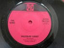 The Kinks ?– Waterloo Sunset Label: Pye Records ?– 7N.17321 Vinyl 7inch Single
