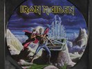 IRON MAIDEN: Run To The Hills +2 12 (UK, pic disc) Metal