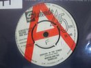 RECORD 7” Demonstration Record MARTHA & THE VANDELLAS DANCING IN THE STREET 5400