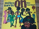 MILES DAVIS  ON THE CORNER  JAZZ  LP  COLUMBIA C 31906 STEREO 1972