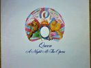 QUEEN A NIGHT AT THE OPERA GATEFOLD Vinyl EXCELLENT LITTLE PLAYED Original 1975