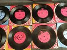 8 x The Kinks 7