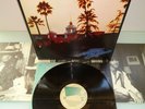 EAGLES-HOTEL CALIFORNIA.SUPERB  COMPLETE  1ST UK PRESS N/M VINYL LP RECORD 1976