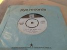 Vinyl 7inch Single 45rpm Status Quo Tune To The Music 7N.45077