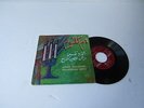 1-OUM KALTSOUM-ARAKA/OUKADDBOU-LAMINATED PIC SLEEVE-45 RPM-7