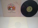 QUEEN CONTAINS THE HIT BOHEMIAN RHAPSODY A NIGHT AT THE OPERA RECORD ALBUM