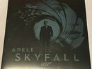 Adele-Skyfall-7