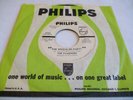THE FLAMINGOS - THE BOOGALOO PARTY / THE NEARNESS OF YOU - PHILIPS