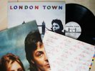 Wings London Town + Inner + Poster -1 -4 UK LP Parlophone PAS 10012 1978 EX/EX+
