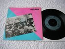 The Cure ‎– Boys Don't Cry , Fiction Records ‎– FICS 002 ,7
