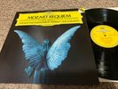 Mozart Requiem Weiner Philharmoniker - Karajan OG DGG Vinyl Record 419 610-1 NM