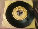 Elvis Presley,Hound Dog,,1956,Vinyl 45,Sun label.