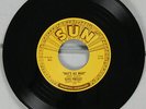 Elvis Presley - Sun 209 That's All Right / Blue Moon of Kentucky (45) (2005)