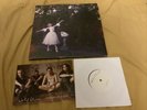 Wolf Alice - Visions Of A Life White Vinyl 2LP PLUS Signed Art Card + 7