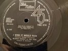 GLADYS KNIGHT I Wish It Would Rain /It's Summer Tamla Motown TMG 674 UK 45 EX