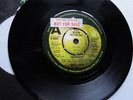 RINGO STARR  45 APPLE DEMO AND STICKER - SNOOKEROO ( Elton John ) EX +