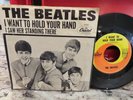 THE BEATLES I WANT TO HOLD YOUR HAND 1964 45 RPM 7
