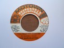 MARVELETTES - I'LL KEEP HOLDING ON - MOTOWN YESTERYEAR - NEAR MINT CONDITION